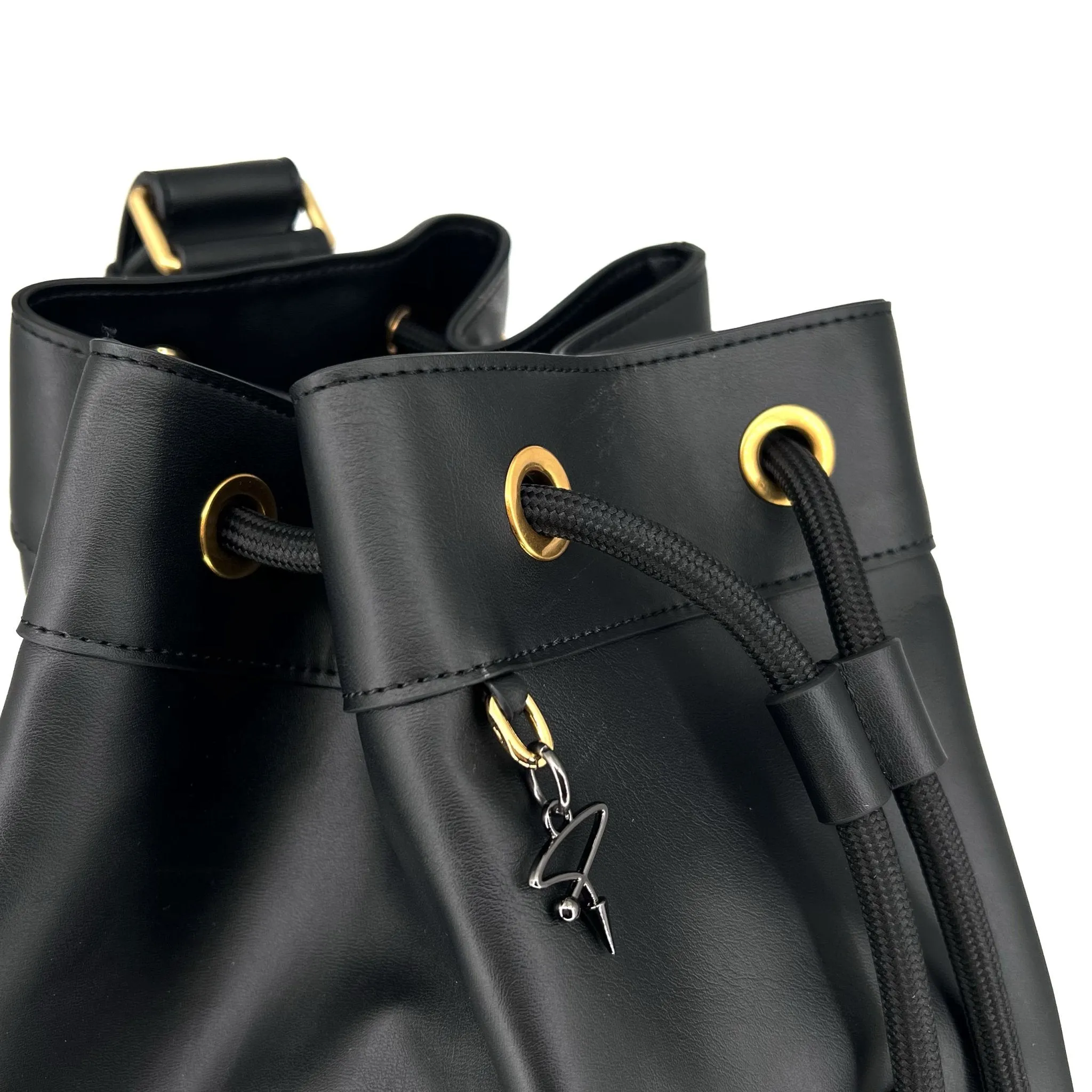 88G Bucket Backpack In White & Yellow