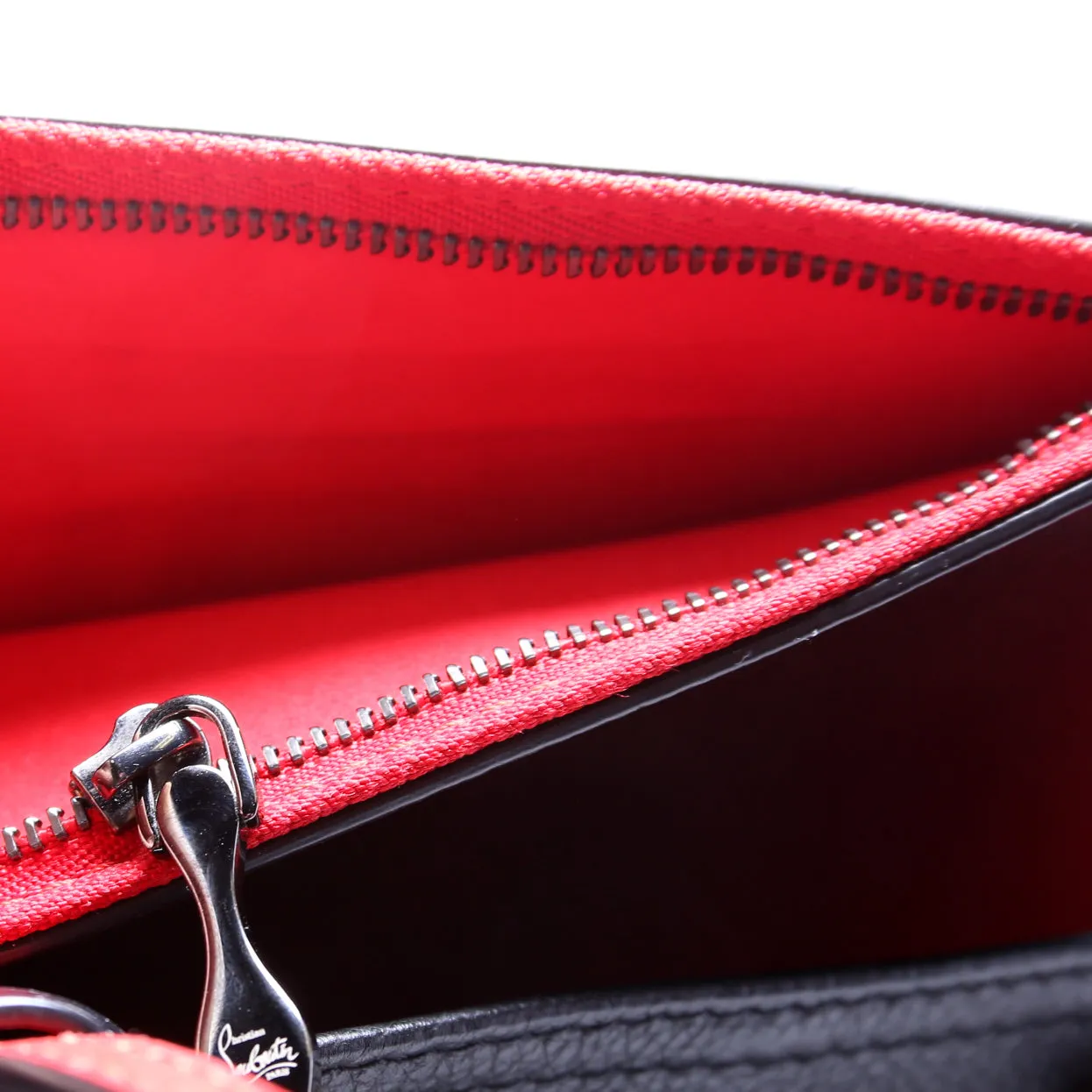Cabata Empire Spike Tote with Pouch Leather Black
