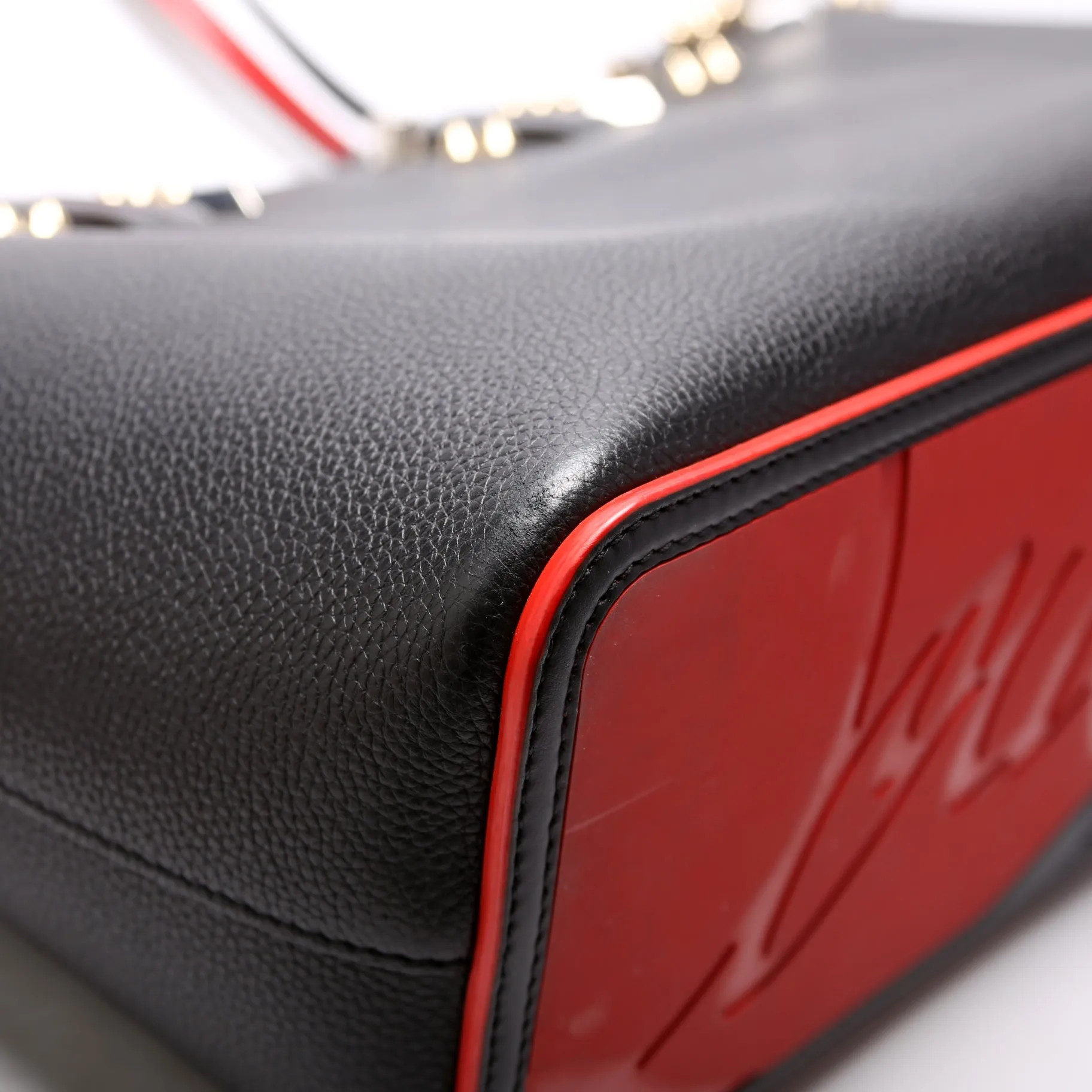 Cabata Empire Spike Tote with Pouch Leather Black