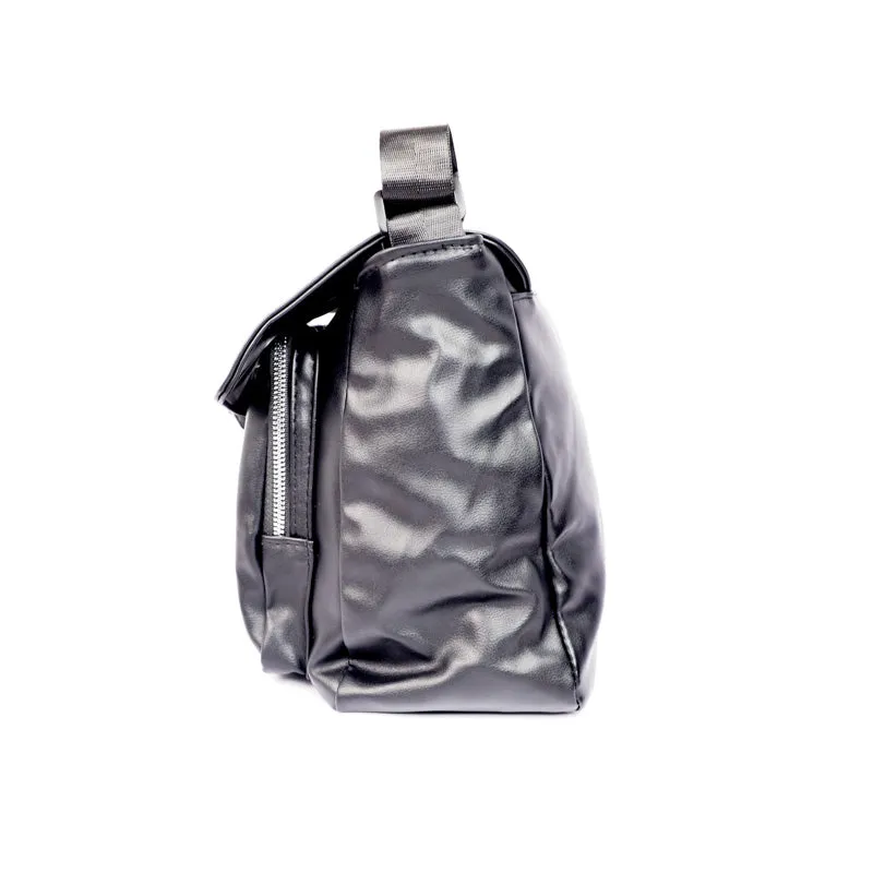 Design Buckle Messenger Bag