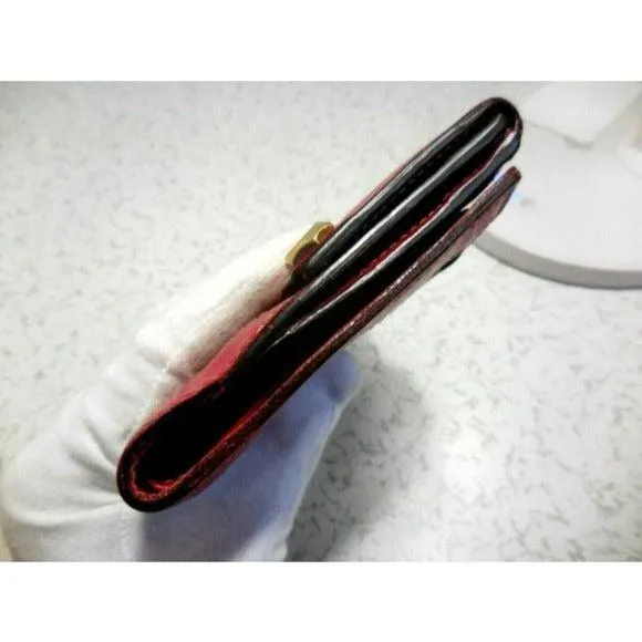 Gucci True Red Leather Bi Fold Change Purse Wallet