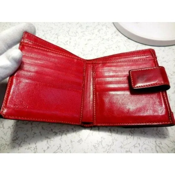 Gucci True Red Leather Bi Fold Change Purse Wallet