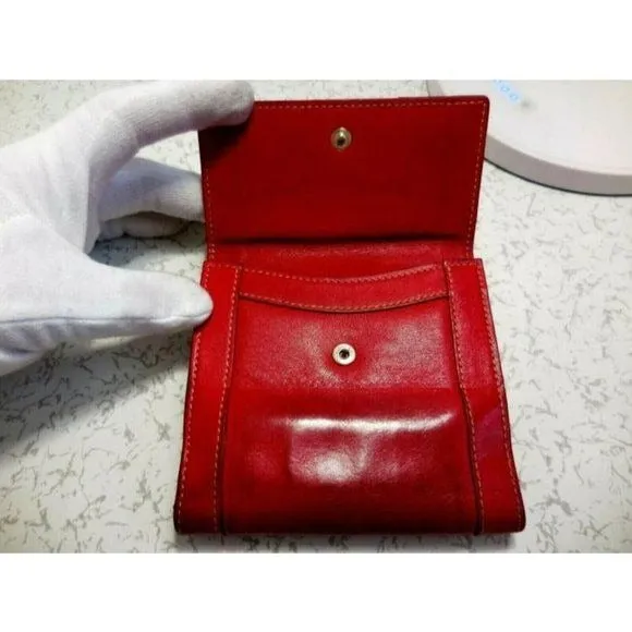 Gucci True Red Leather Bi Fold Change Purse Wallet